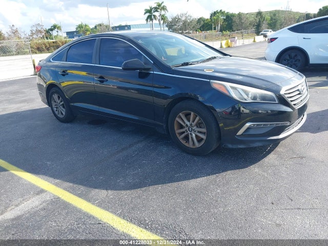 Hyundai SONATA SE 2015 5NPE24AF1FH003687 Image 1