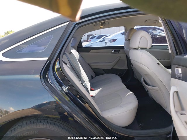 Hyundai SONATA SE 2015 5NPE24AF1FH003687 Image 8