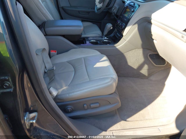 1GNKRHKD3EJ235420 Chevrolet Traverse 2lt