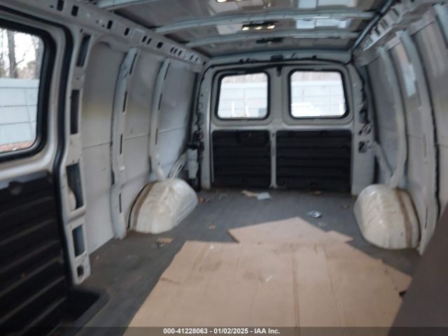 1GCZGHFG7K1311377 Chevrolet Express 3500 Work Van