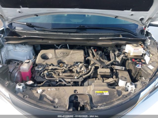 5TDBRKEC0MS065947 Toyota SIENNA LE
