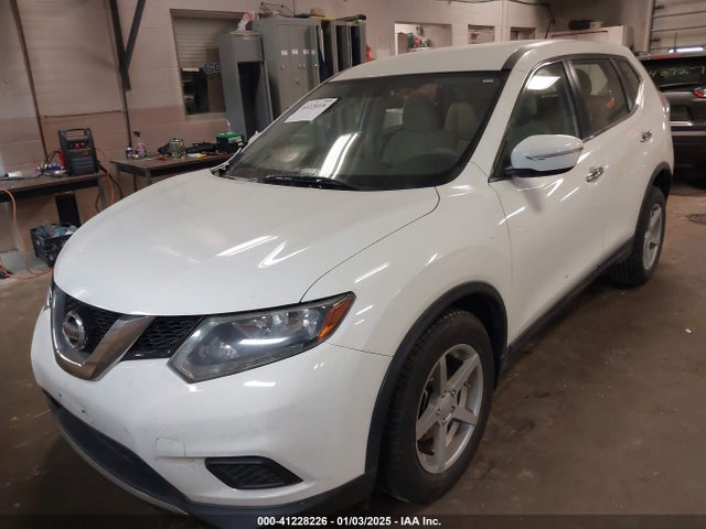 Nissan ROGUE S 2015 5N1AT2MT7FC843496 Image 2