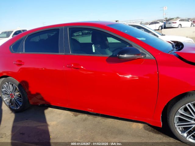 3KPF44AC9PE530757 KIA Forte Gt Manual