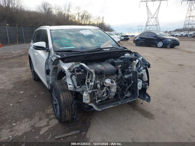 5TDJZRFH8KS587463 Toyota Highlander Xle
