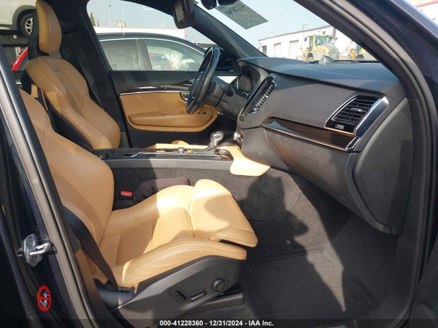 YV4A22PK9H1149110 Volvo Xc90 T6 Momentum