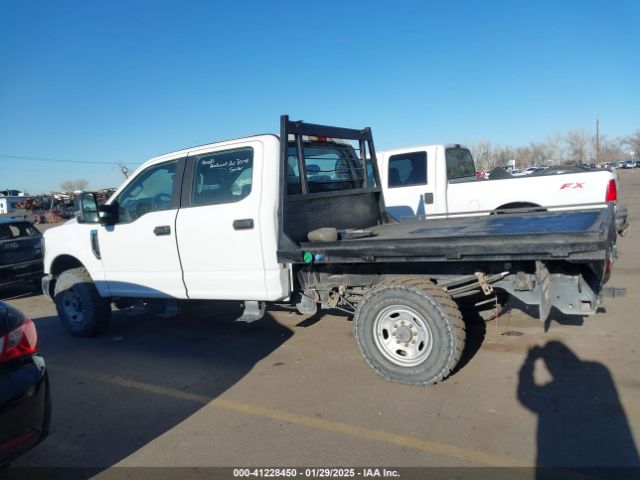 1FT7W2BT5KEE68375 Ford F-250 Xl