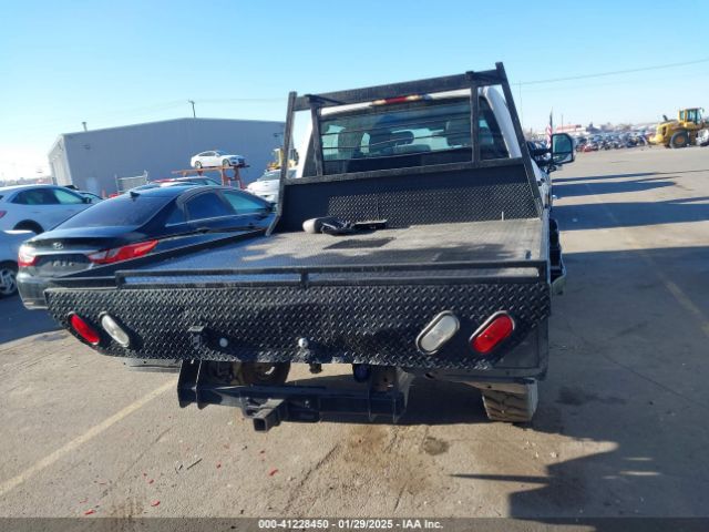 1FT7W2BT5KEE68375 Ford F-250 Xl