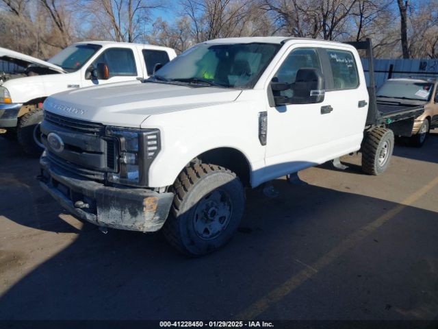1FT7W2BT5KEE68375 Ford F-250 Xl