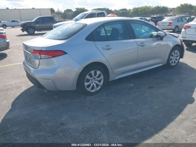 5YFB4MDE8RP170622 Toyota COROLLA LE