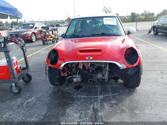 2009 MINI COOPER S WMWMF73519TT94021 Photo 5