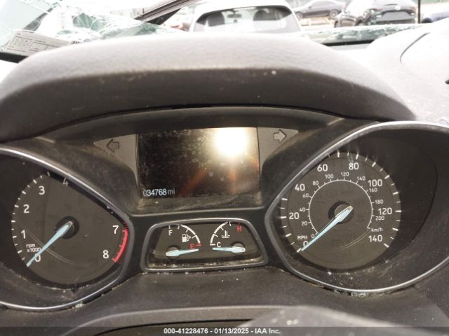 1FMCU9HD2JUA47503 Ford ESCAPE SEL