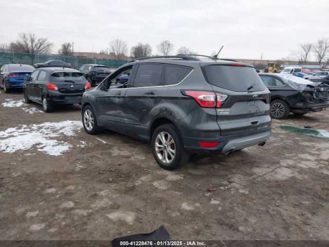 1FMCU9HD2JUA47503 Ford ESCAPE SEL