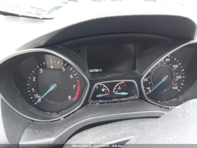1FMCU9HD2JUA47503 Ford ESCAPE SEL