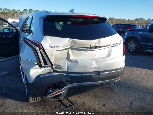 2021 CADILLAC XT5 1GYKNDRS3MZ115273 Photo 5