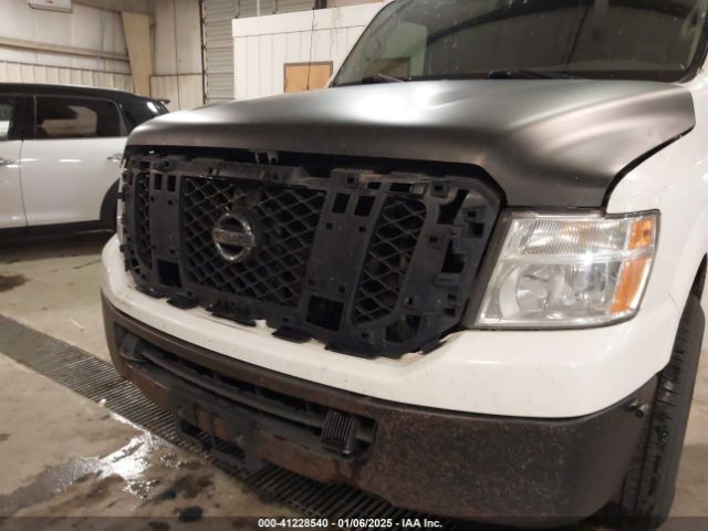 1N6BF0LY9HN807363 Nissan Nv Cargo Nv2500 Hd Sv V6