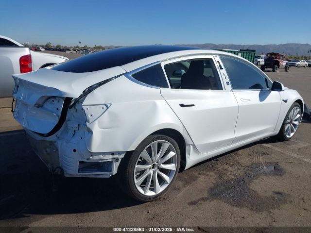 5YJ3E1EA8JF053084 Tesla Model 3 Long Range/mid Range