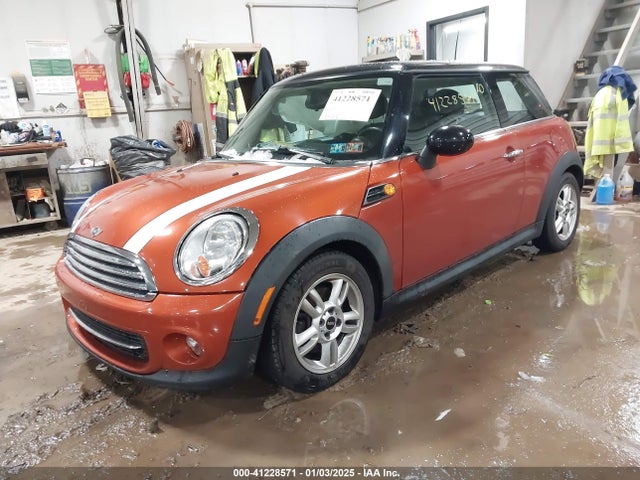 2012 MINI COOPER WMWSU3C59CT260953 Photo 1
