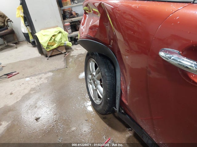 2012 MINI COOPER WMWSU3C59CT260953 Photo 5
