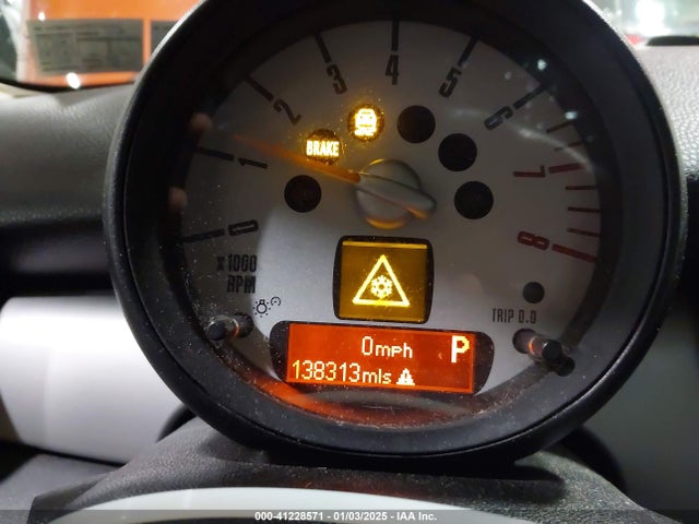 2012 MINI COOPER WMWSU3C59CT260953 Photo 6