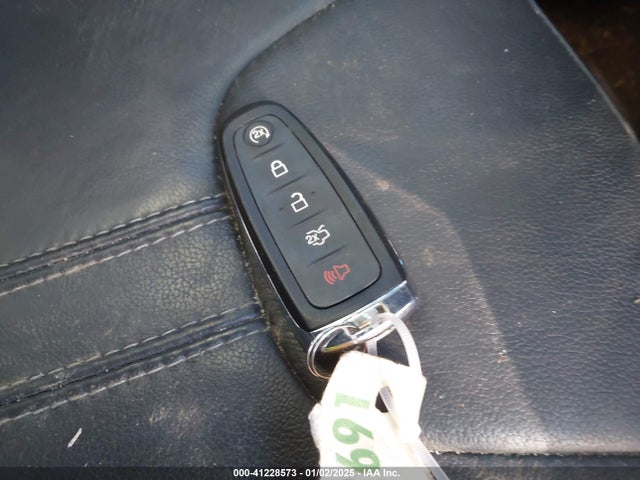 Ford Focus Titanium 2014 1FADP3J28EL240052 Image 11