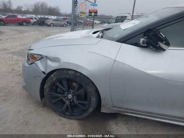 1N4AA6AP7JC380038 Nissan Maxima 3.5 Sv
