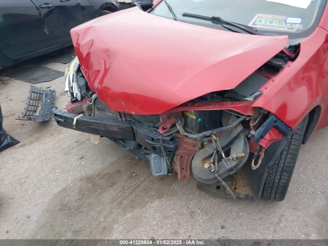 Toyota COROLLA LE 2015 5YFBURHE6FP283732 Image 6