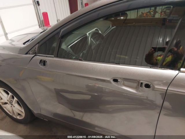 1FA6P0H78E5358020 Ford FUSION SE