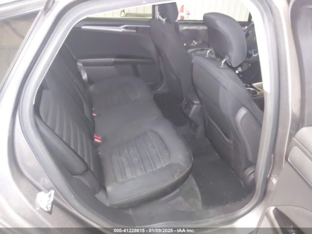 1FA6P0H78E5358020 Ford FUSION SE
