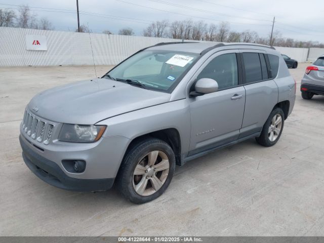 1C4NJDEB5GD661627 Jeep Compass Latitude