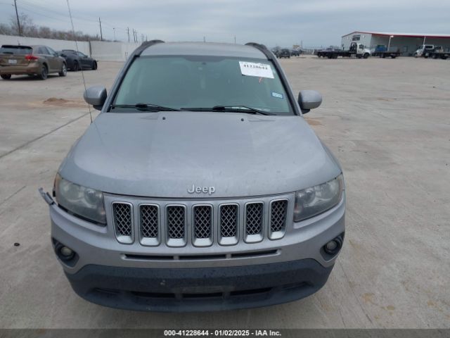 1C4NJDEB5GD661627 Jeep Compass Latitude