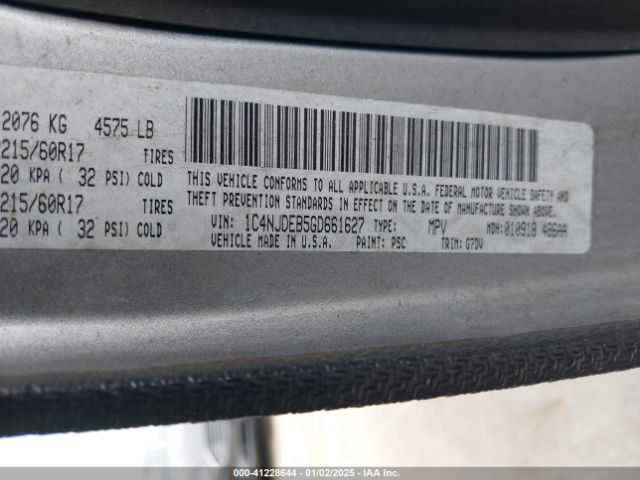 1C4NJDEB5GD661627 Jeep Compass Latitude