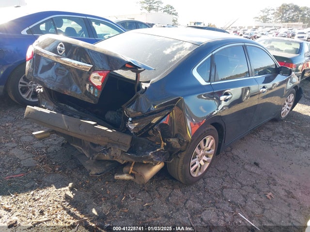 1N4AL3AP7HN333230 Nissan Altima 2.5 S