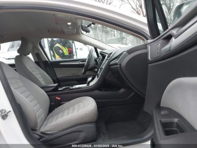 3FA6P0G70FR219905 Ford FUSION S