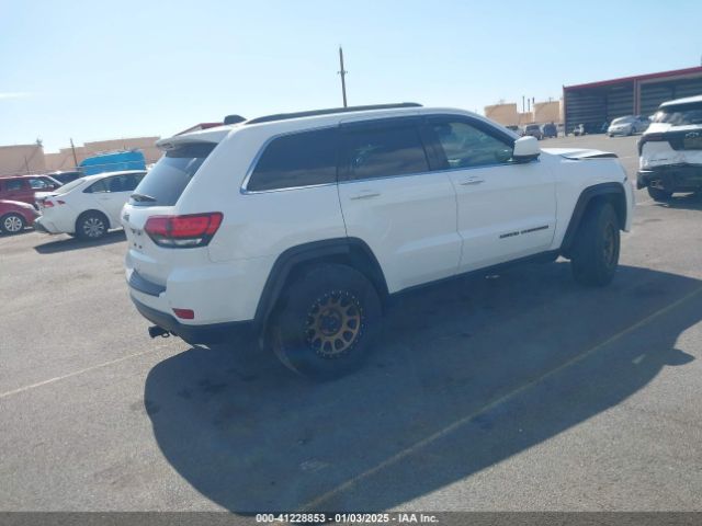 1C4RJEAG0LC113446 Jeep Grand Cherokee Laredo E 4x2