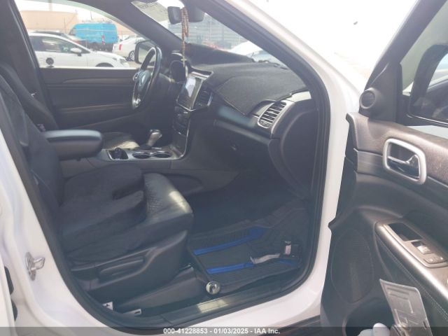 1C4RJEAG0LC113446 Jeep Grand Cherokee Laredo E 4x2