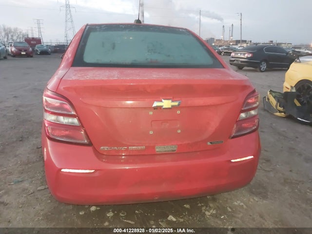 Chevrolet Sonic Premier 2017 1G1JF5SB0H4149052 Image 16