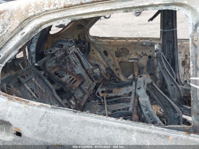 3GNAXMEG3RS106582 Chevrolet Equinox Fwd Rs