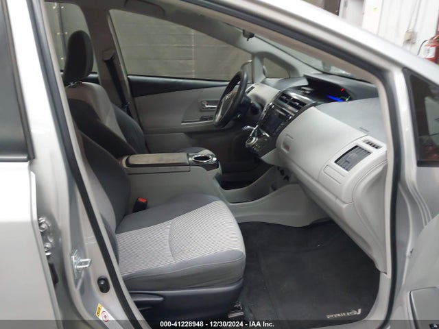 Toyota Prius V Two 2015 JTDZN3EU1FJ036160 Image 5