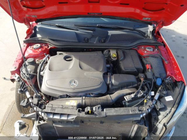 WDCTG4GB9HJ329075 Mercedes-Benz Gla 250 4matic