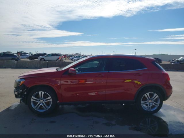 WDCTG4GB9HJ329075 Mercedes-Benz Gla 250 4matic