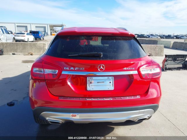 WDCTG4GB9HJ329075 Mercedes-Benz Gla 250 4matic
