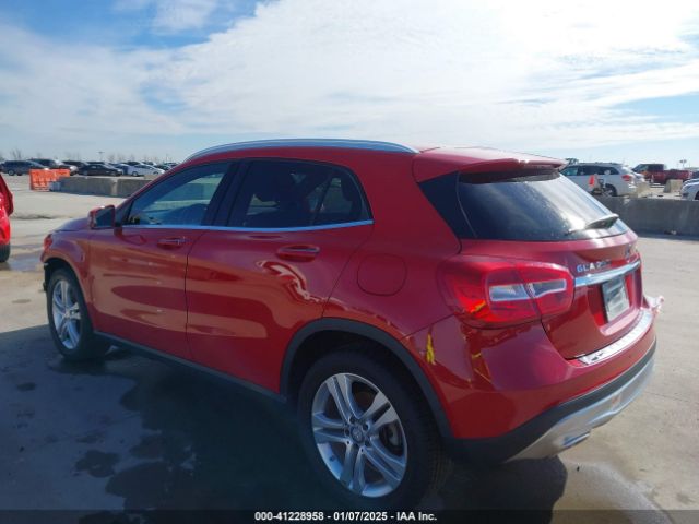 WDCTG4GB9HJ329075 Mercedes-Benz Gla 250 4matic