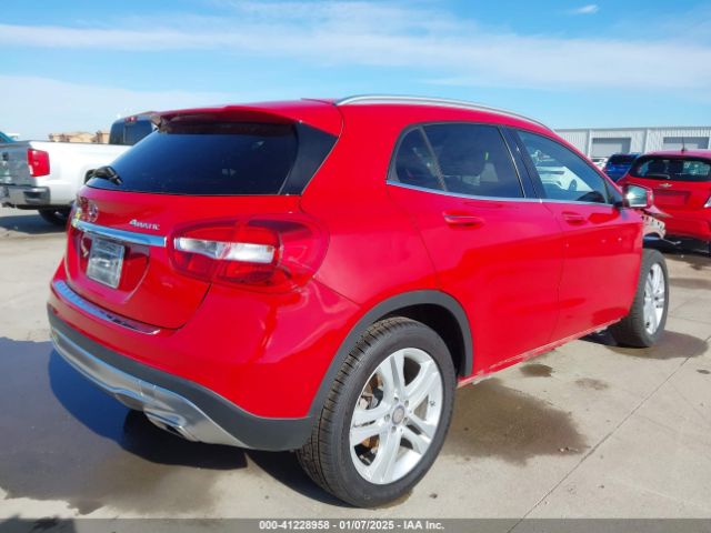 WDCTG4GB9HJ329075 Mercedes-Benz Gla 250 4matic