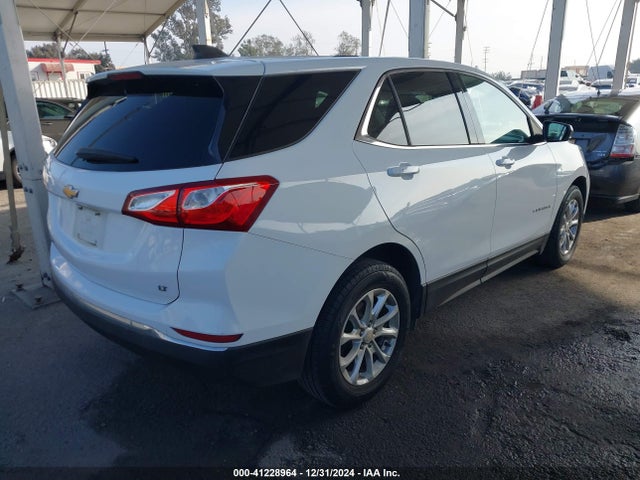 Chevrolet EQUINOX LT 2018 2GNAXJEVXJ6261212 Image 4