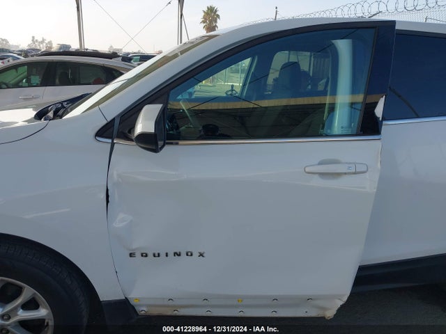 Chevrolet EQUINOX LT 2018 2GNAXJEVXJ6261212 Image 6