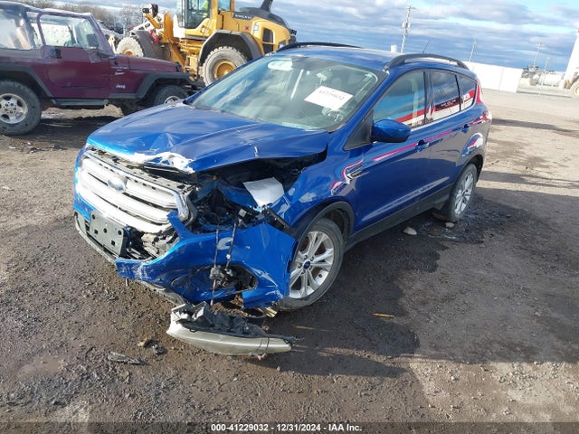 Ford ESCAPE SE 2018 1FMCU9GD3JUA73352 Image 2