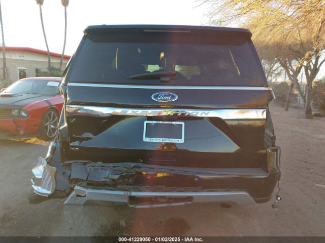 1FMJU1HT1KEA30851 Ford Expedition Xlt