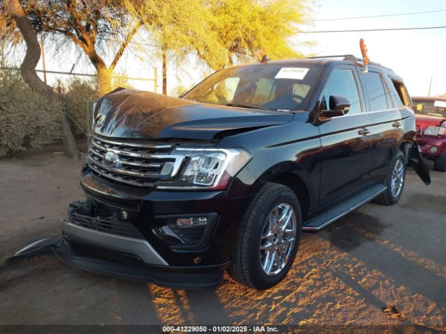 1FMJU1HT1KEA30851 Ford Expedition Xlt