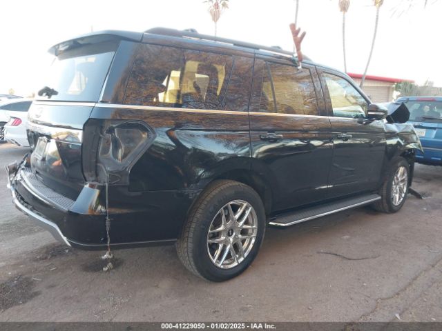 1FMJU1HT1KEA30851 Ford Expedition Xlt