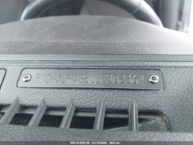 1C4AJWAG2JL830236 Jeep Wrangler Jk Willy Wheeler W 4x4